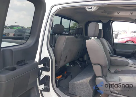 2004 Nissan Titan Se z USA, uszkodzony, nr VIN 1N6AA06A14N544921